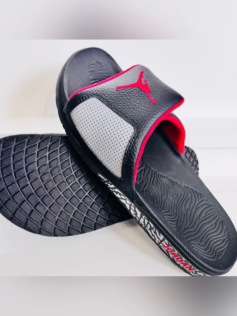 Jordan Hydro 3 Slides Black Cement Red • Men’s 11 • Elephant Print